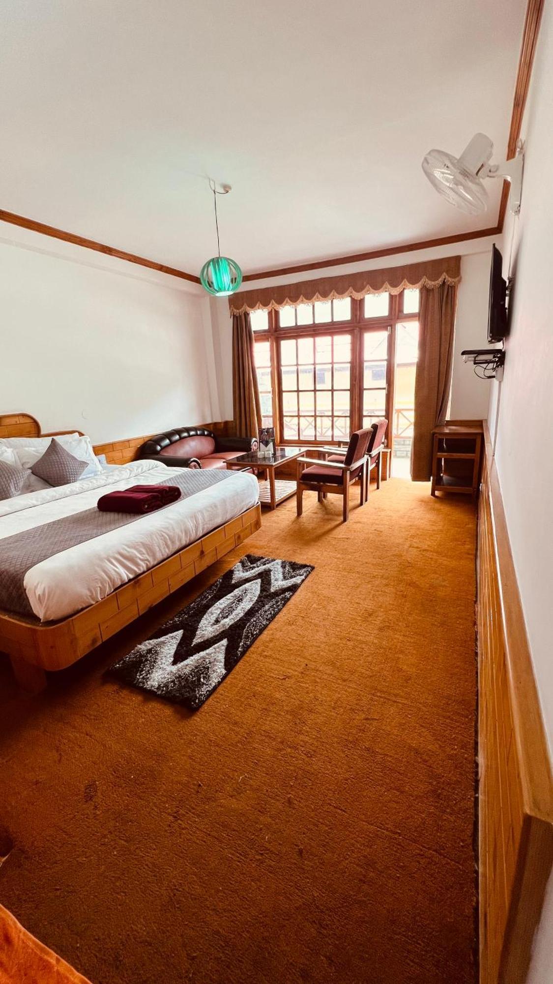Sita Hotel & Cottage, Manali - A Boutique Wellness Hotel Esterno foto